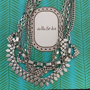Stella & Dot Sutton necklace